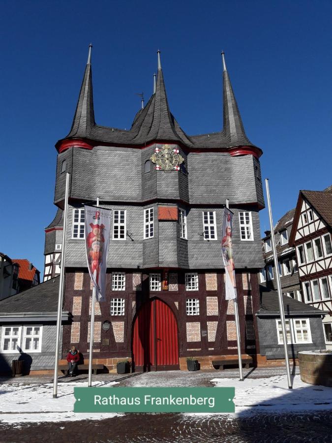 Tiny-Apartment-In-Gemuenden-An-Der-Wohra Gemunden an der Wohra Eksteriør billede